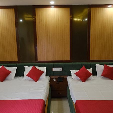 Hotel Golden Continental 데오가르 외부 사진