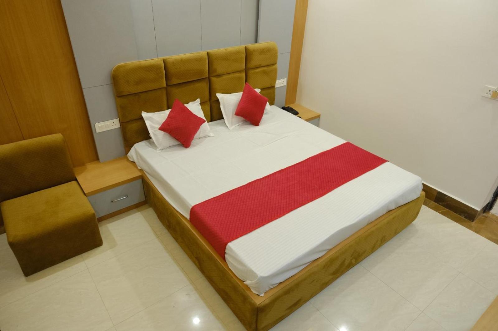 Hotel Golden Continental 데오가르 외부 사진